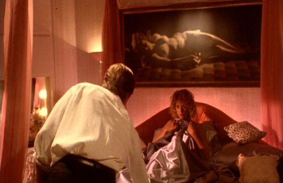 TheHotSpot1990_ScreenCaps-28.jpg