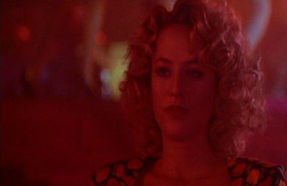 TheHotSpot1990_ScreenCaps-61.jpg