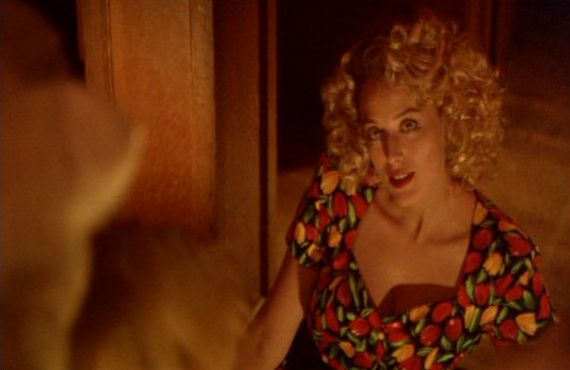 TheHotSpot1990_ScreenCaps-66.jpg