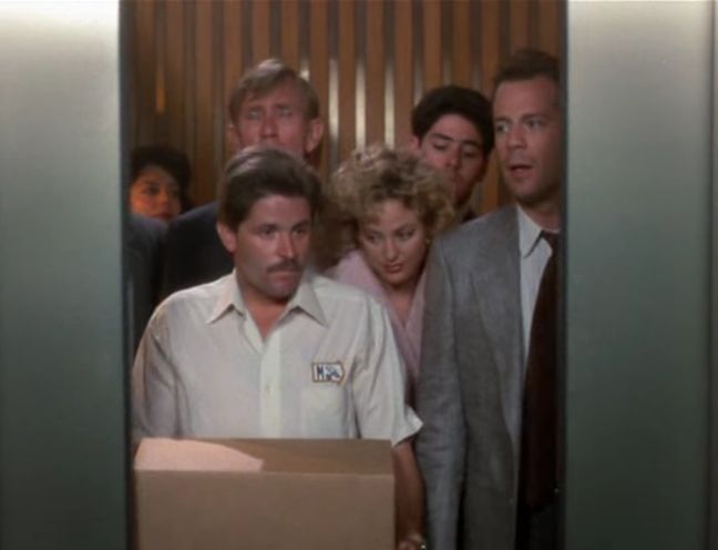 Moonlighting1989_ScreenCaps5x10-34.jpg