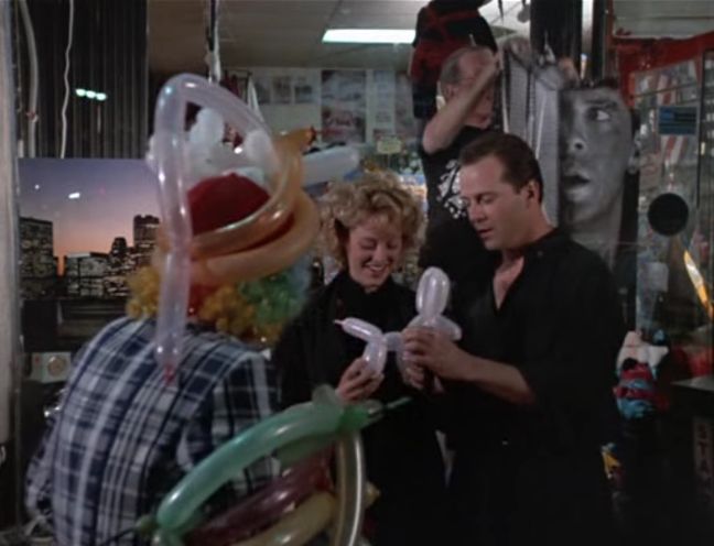 Moonlighting1989_ScreenCaps5x10-522.jpg
