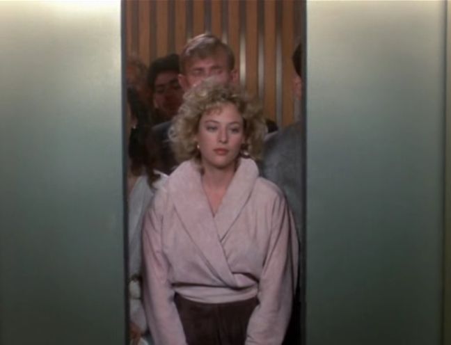 Moonlighting1989_ScreenCaps5x10-8.jpg