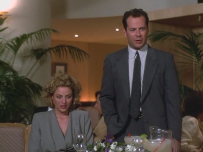 Moonlighting1989_ScreenCaps5x12-429.jpg