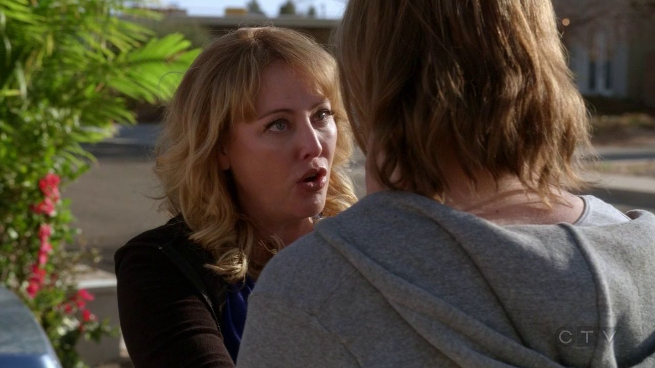 ScreenCaps_1x01-237.jpg ScreenCaps_1x01-237.jpg
