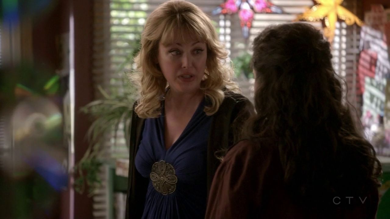 ScreenCaps_1x01-399.jpg