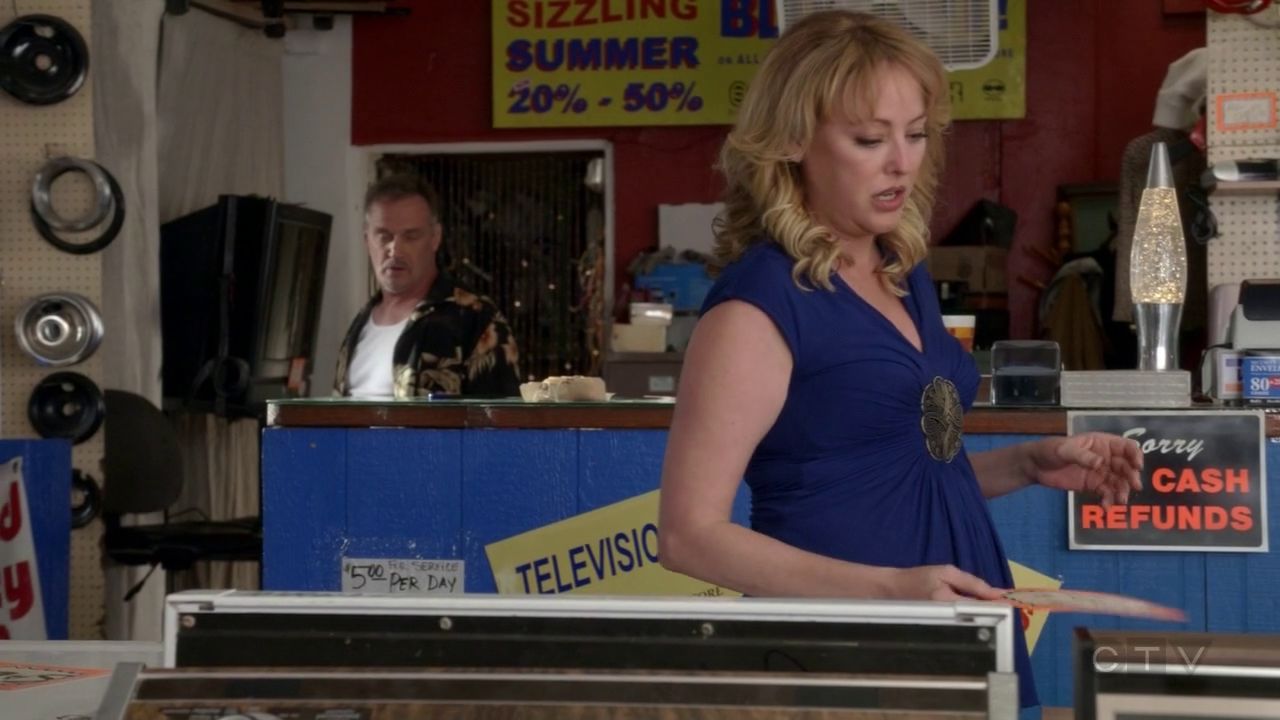 ScreenCaps_1x01-433.jpg