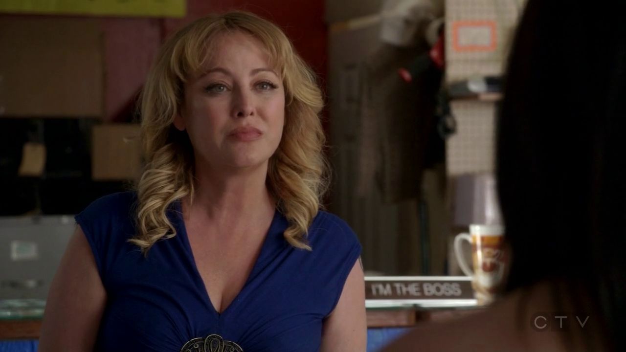 ScreenCaps_1x01-443.jpg