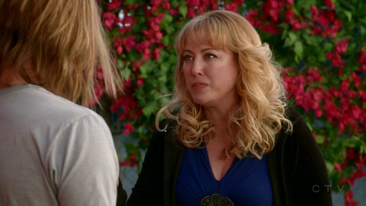 ScreenCaps_1x01-498.jpg
