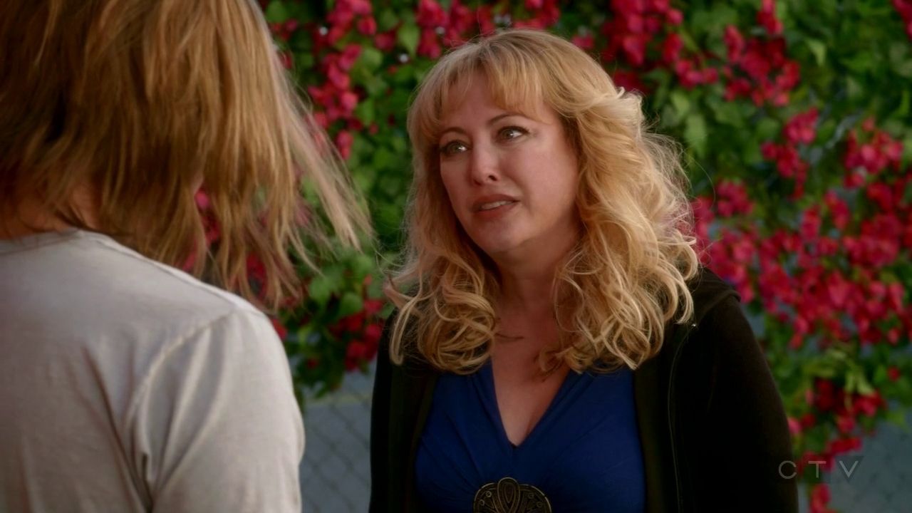 ScreenCaps_1x01-519.jpg