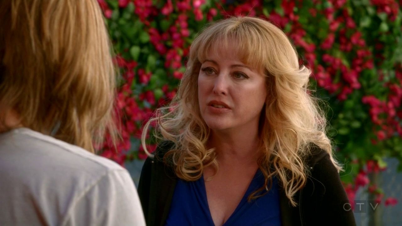 ScreenCaps_1x01-534.jpg