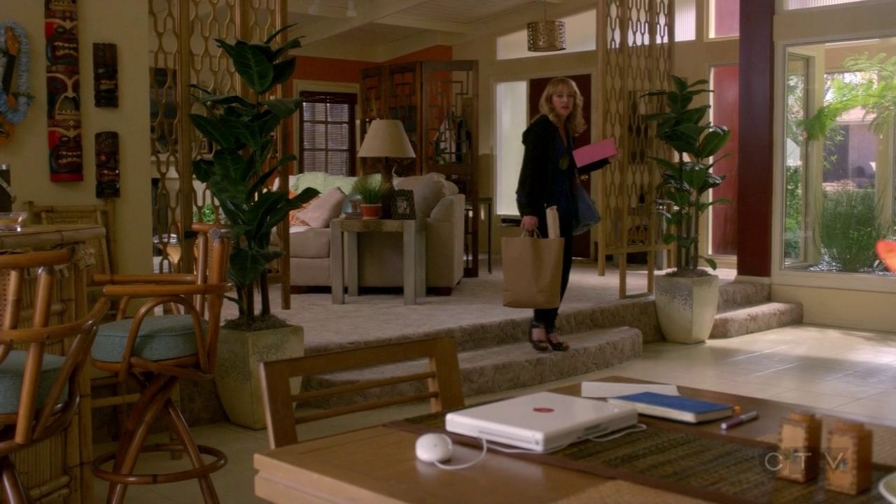 ScreenCaps_1x01-541.jpg