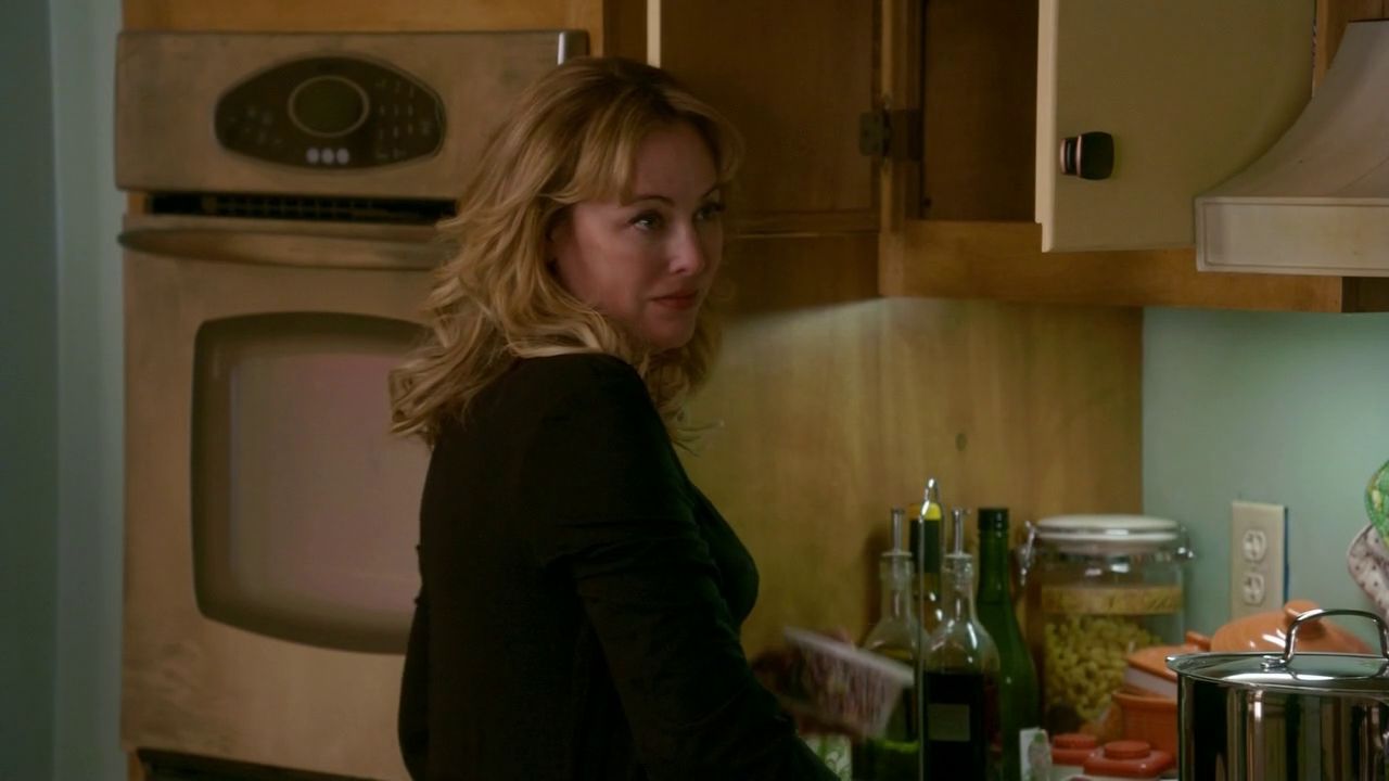 ScreenCaps_1x01-70.jpg