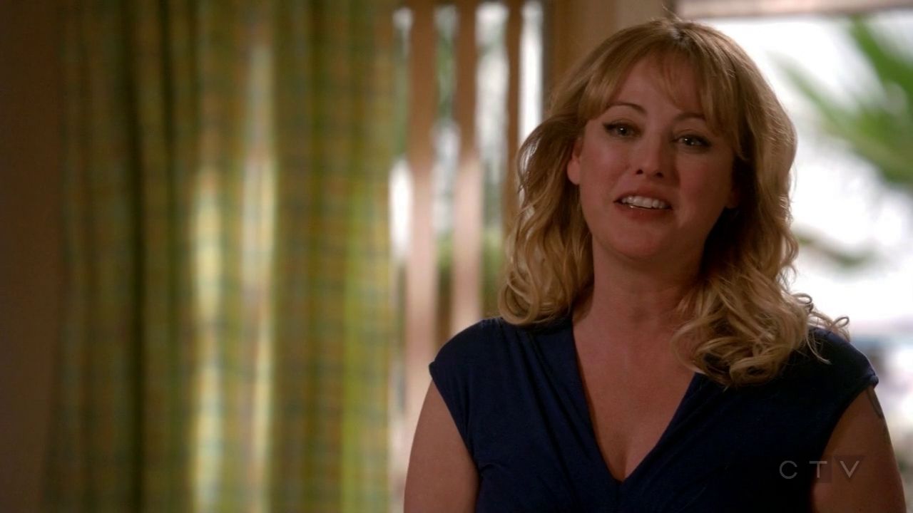 ScreenCaps_1x01-847.jpg