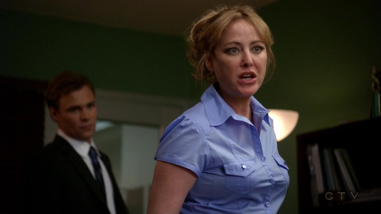 ScreenCaps_1x02-207.jpg