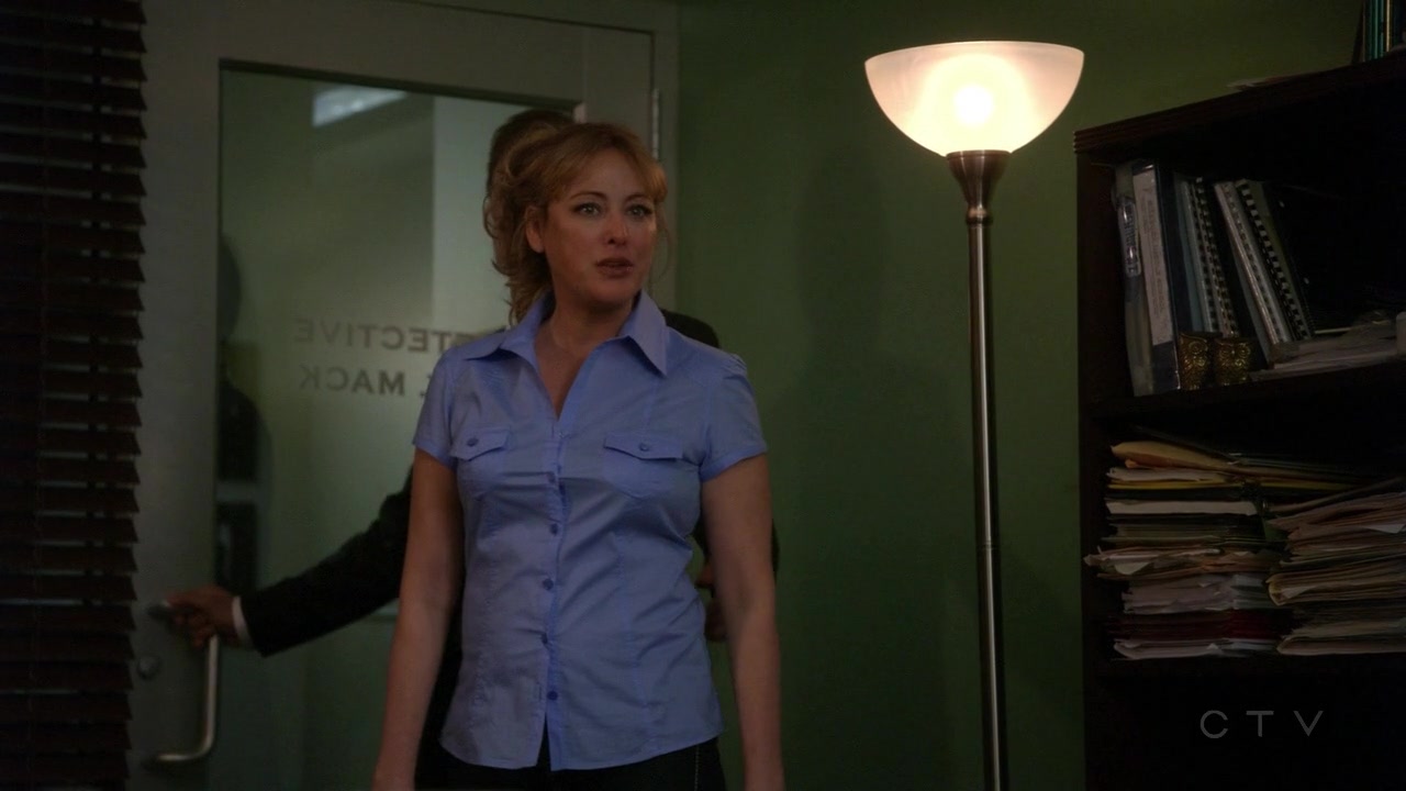 ScreenCaps_1x02-212.jpg