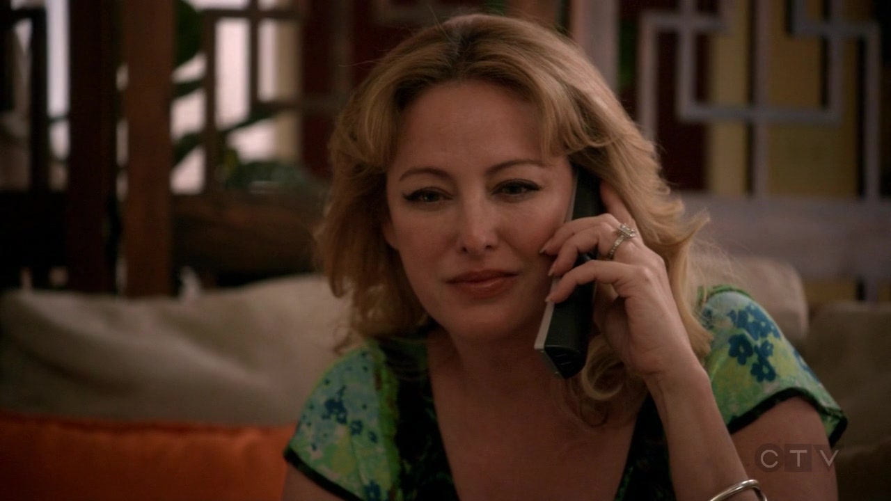 ScreenCaps_1x02-293.jpg