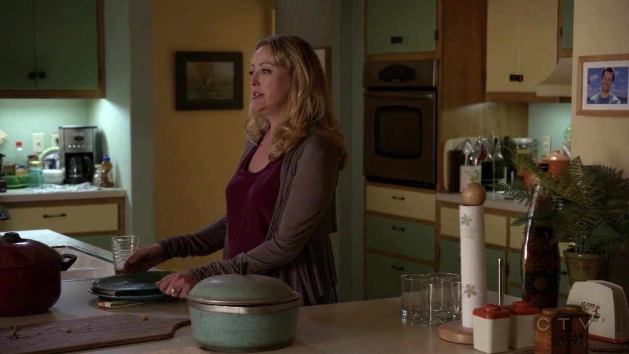 ScreenCaps_1x03-164.jpg