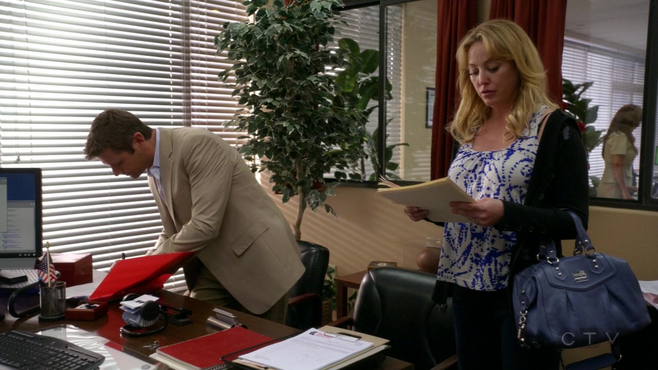 ScreenCaps_1x03-192.jpg