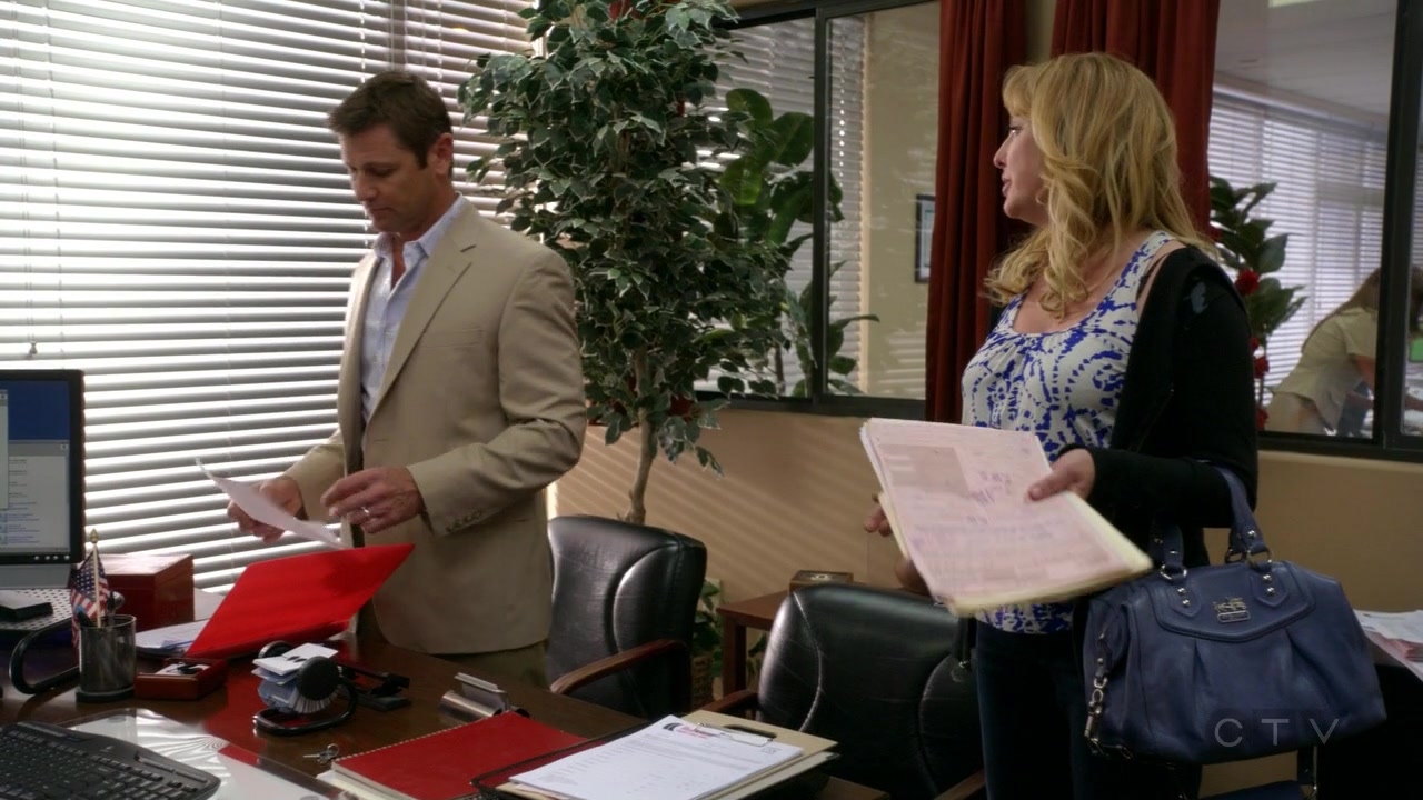 ScreenCaps_1x03-195.jpg