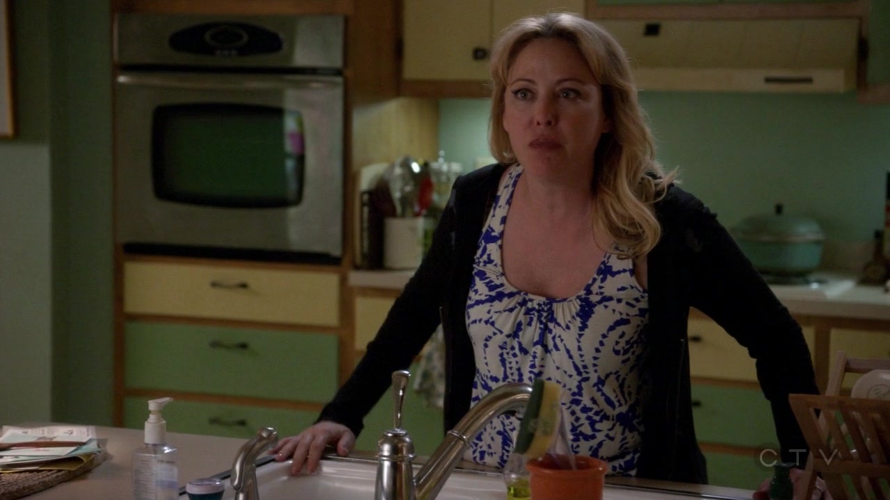 ScreenCaps_1x03-236.jpg