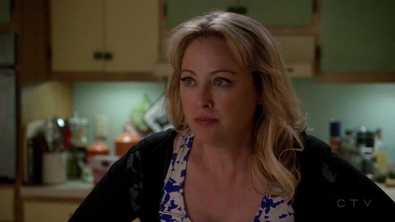 ScreenCaps_1x03-242.jpg