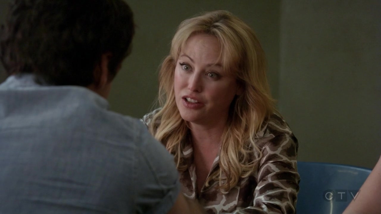 ScreenCaps_1x03-26.jpg