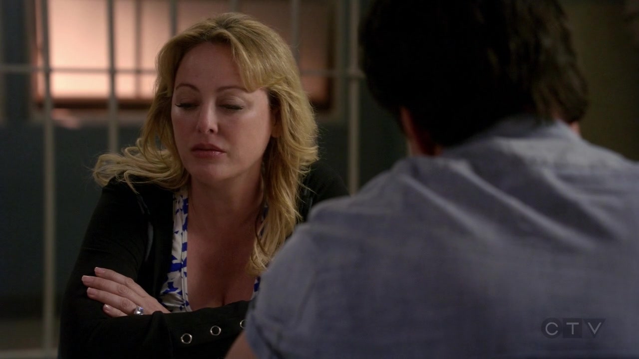 ScreenCaps_1x03-261.jpg