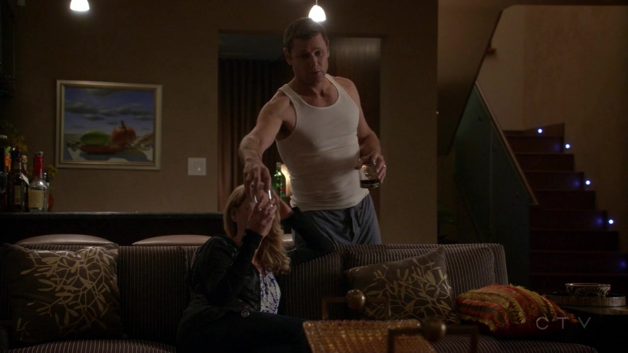ScreenCaps_1x03-296.jpg