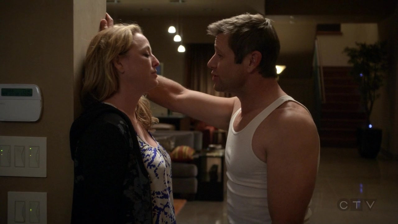 ScreenCaps_1x03-335.jpg