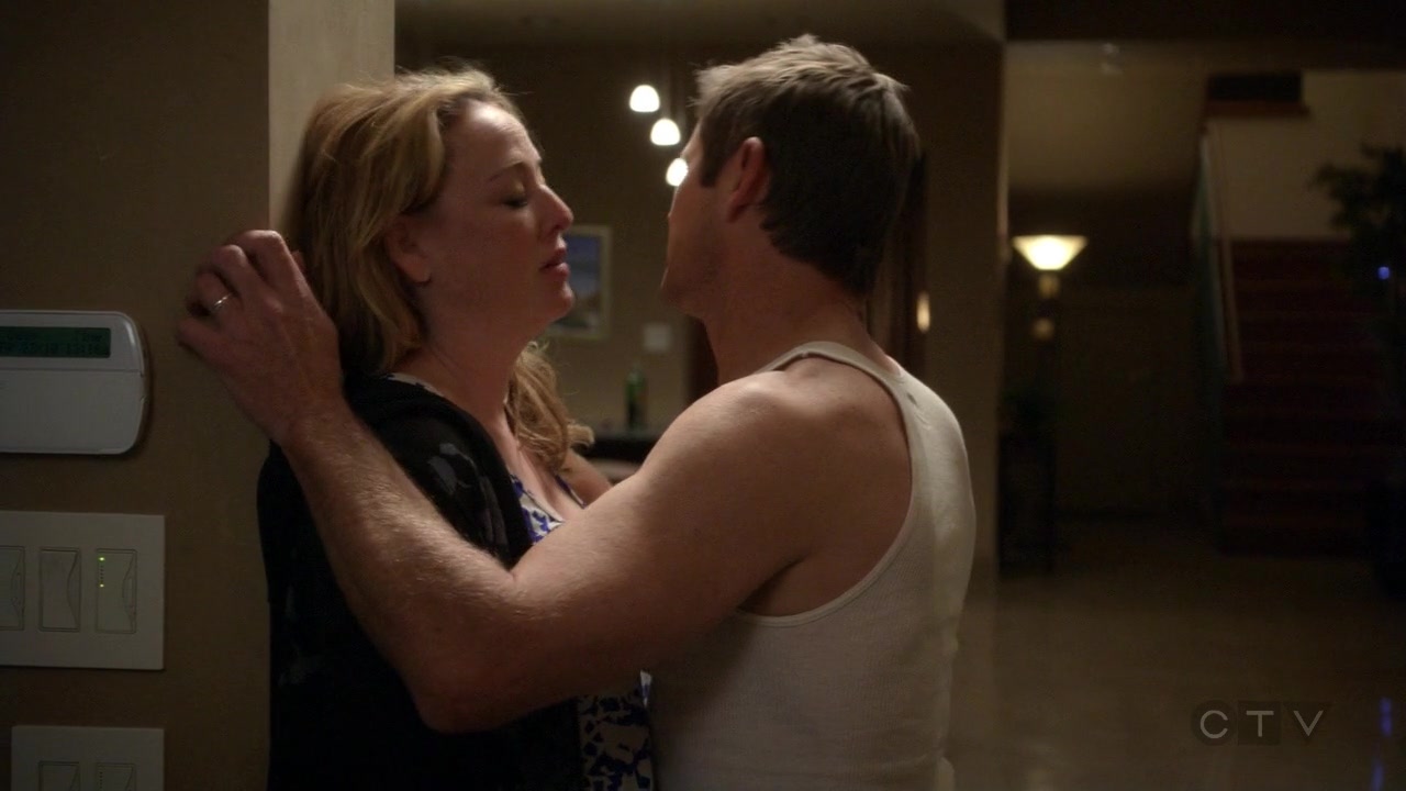 ScreenCaps_1x03-338.jpg