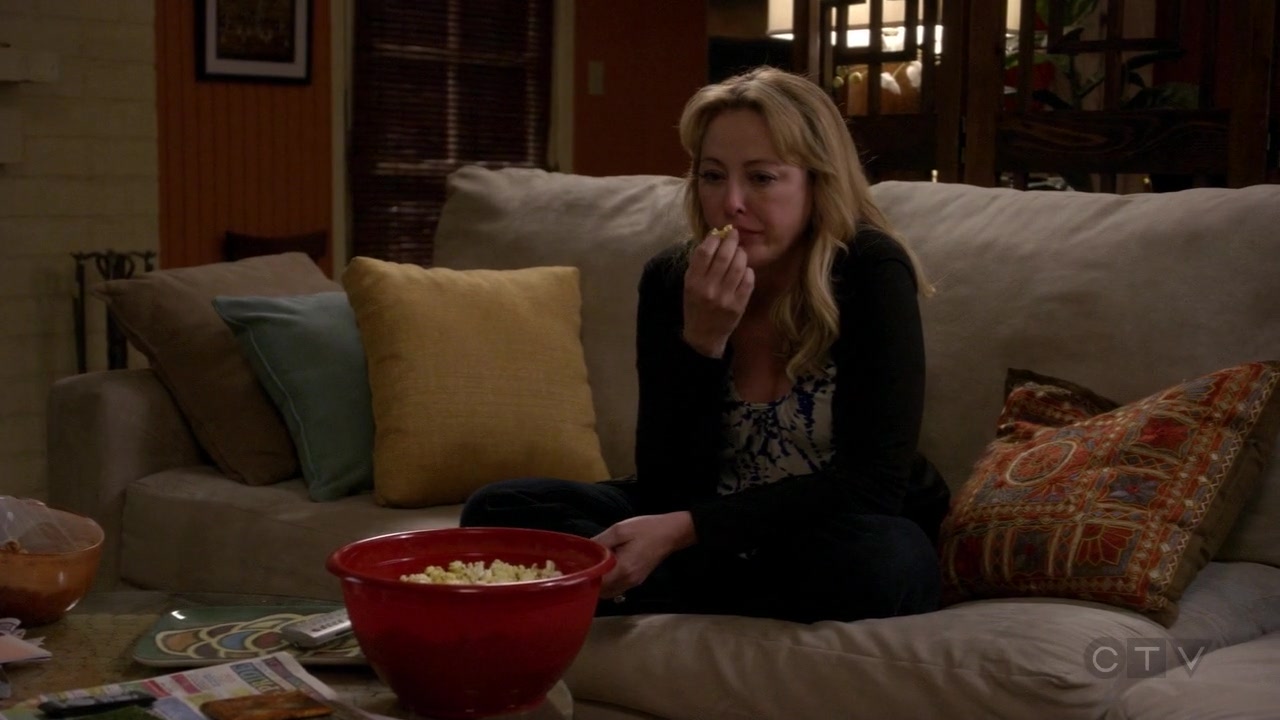 ScreenCaps_1x03-361.jpg