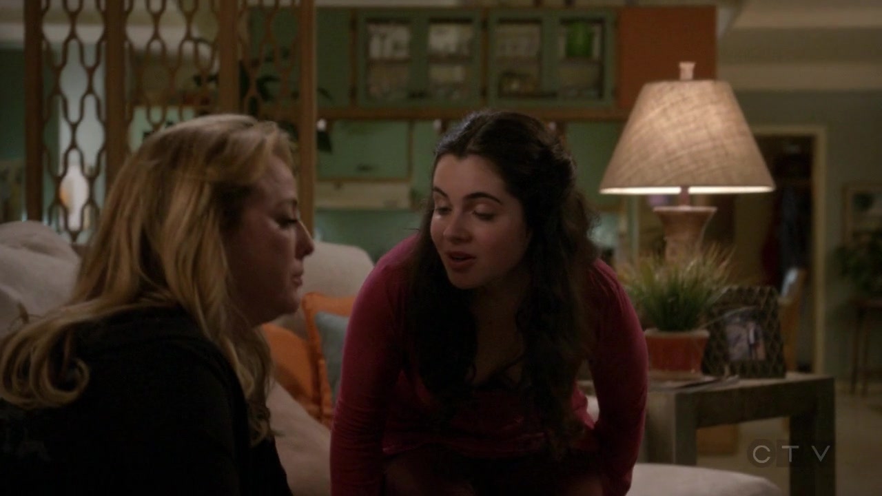 ScreenCaps_1x03-366.jpg