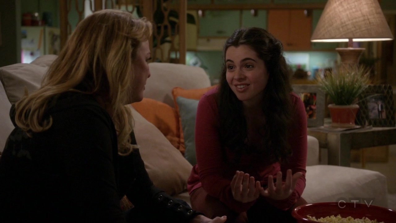 ScreenCaps_1x03-372.jpg
