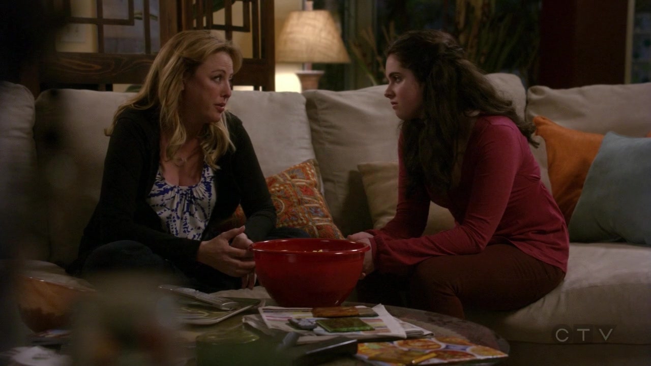 ScreenCaps_1x03-375.jpg