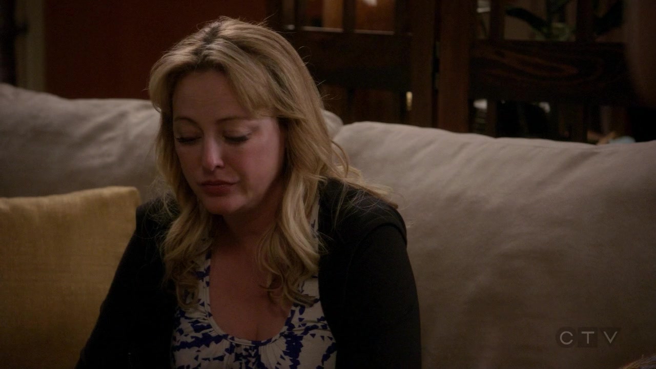 ScreenCaps_1x03-399.jpg