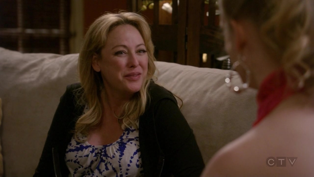 ScreenCaps_1x03-426.jpg