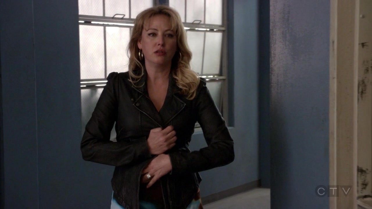 ScreenCaps_1x03-537.jpg