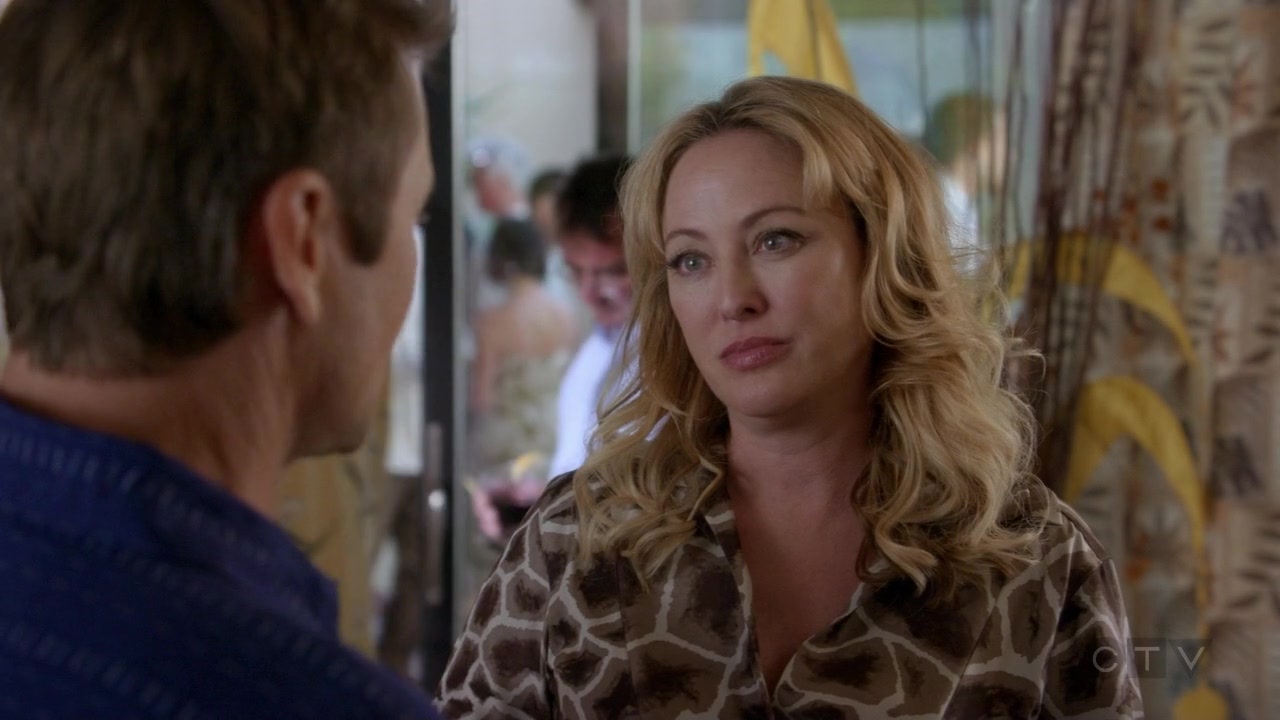 ScreenCaps_1x03-83.jpg
