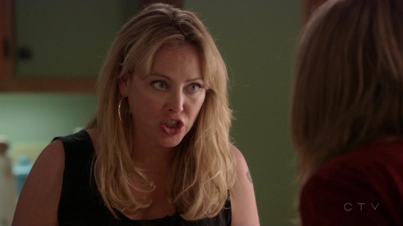 ScreenCaps_1x04-174.jpg