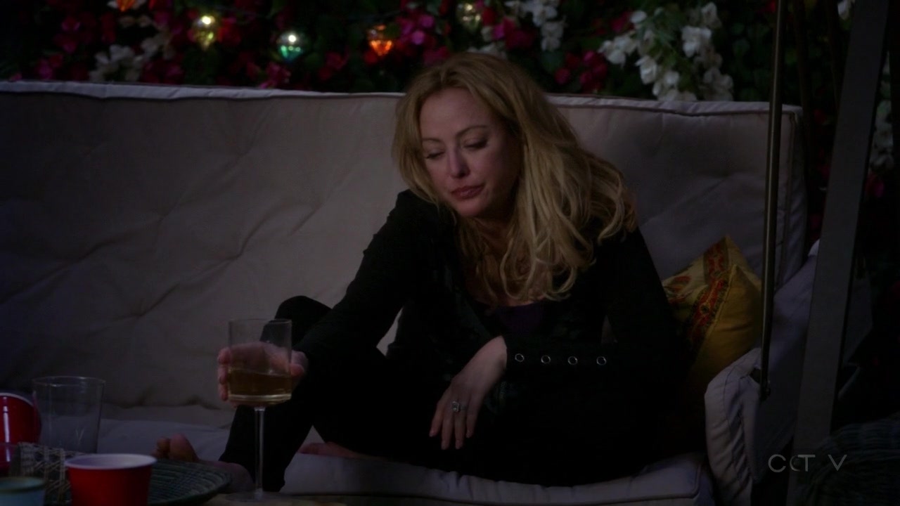 ScreenCaps_1x04-381.jpg