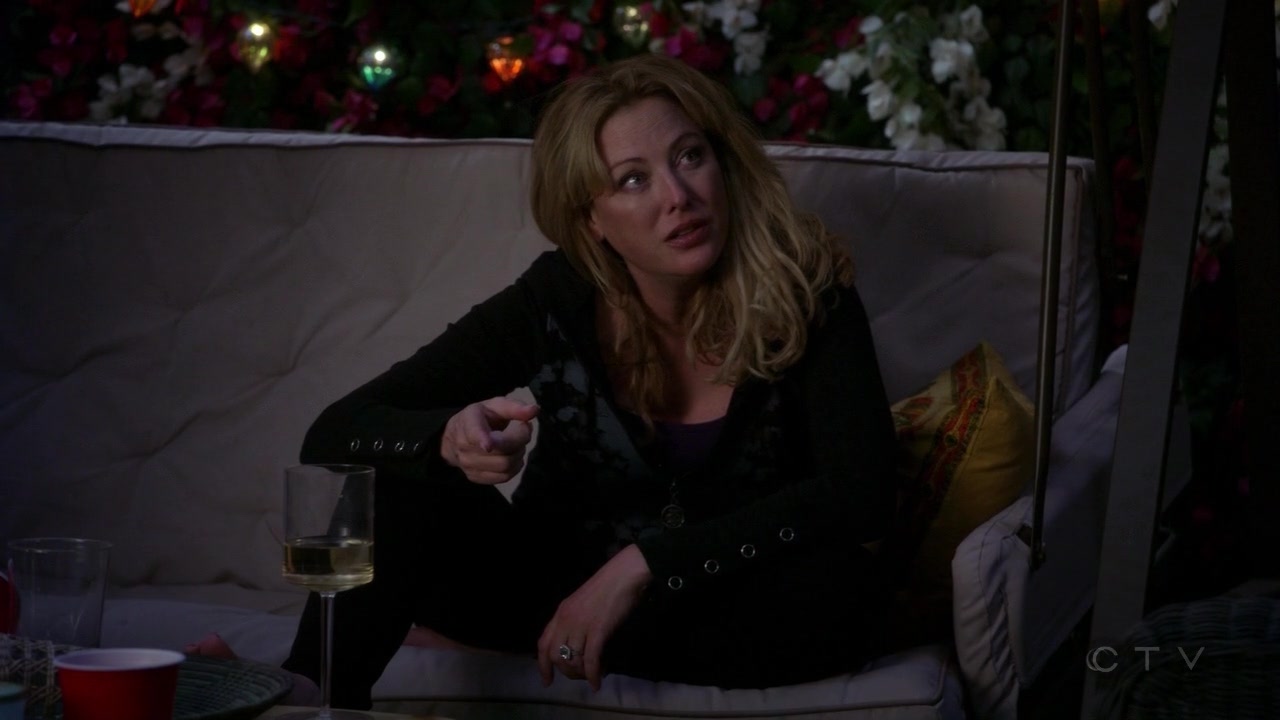 ScreenCaps_1x04-390.jpg