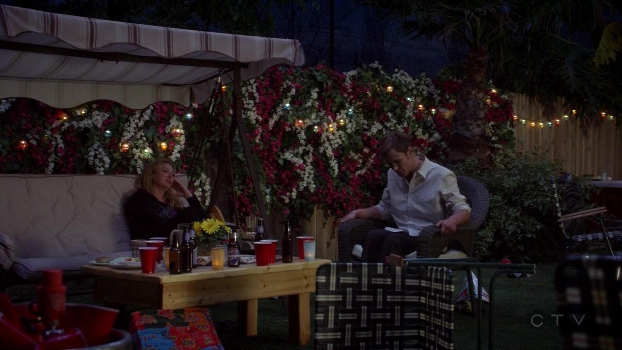 ScreenCaps_1x04-419.jpg