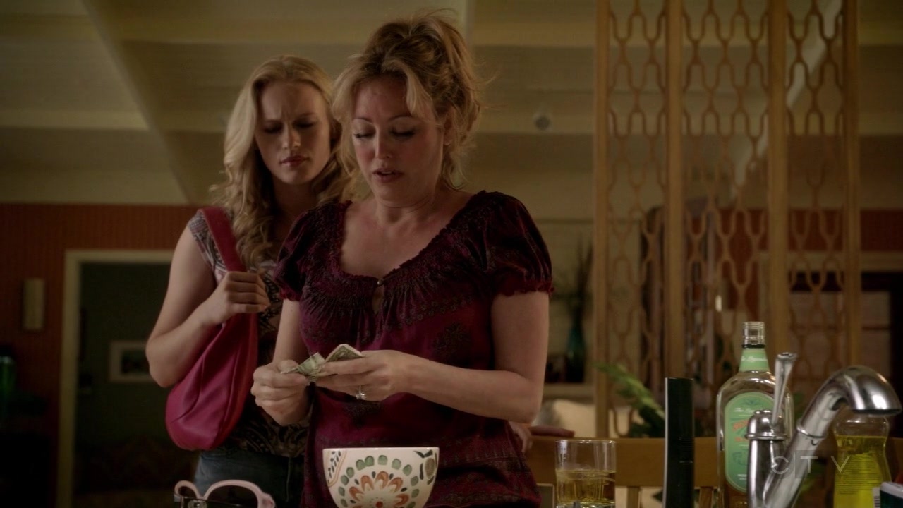 ScreenCaps_1x05-141.jpg