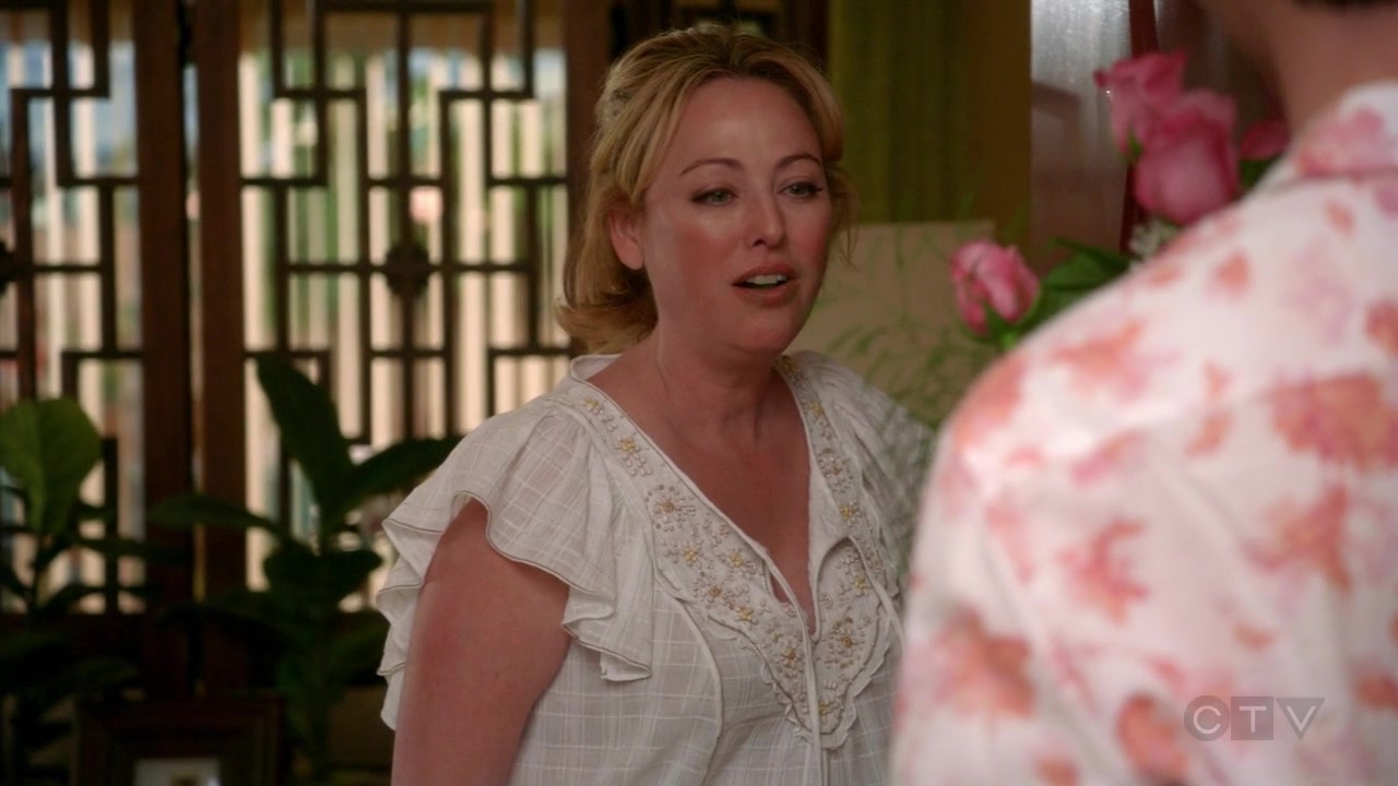 ScreenCaps_1x05-145.jpg