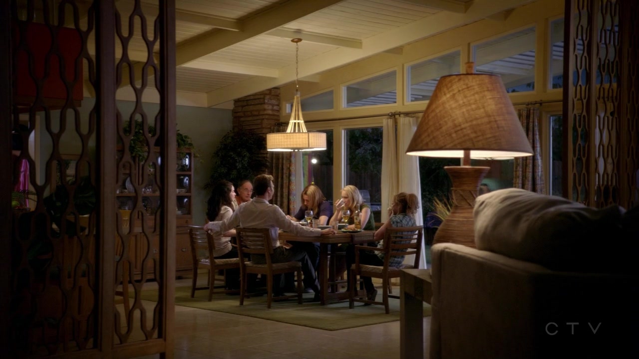 ScreenCaps_1x05-317.jpg