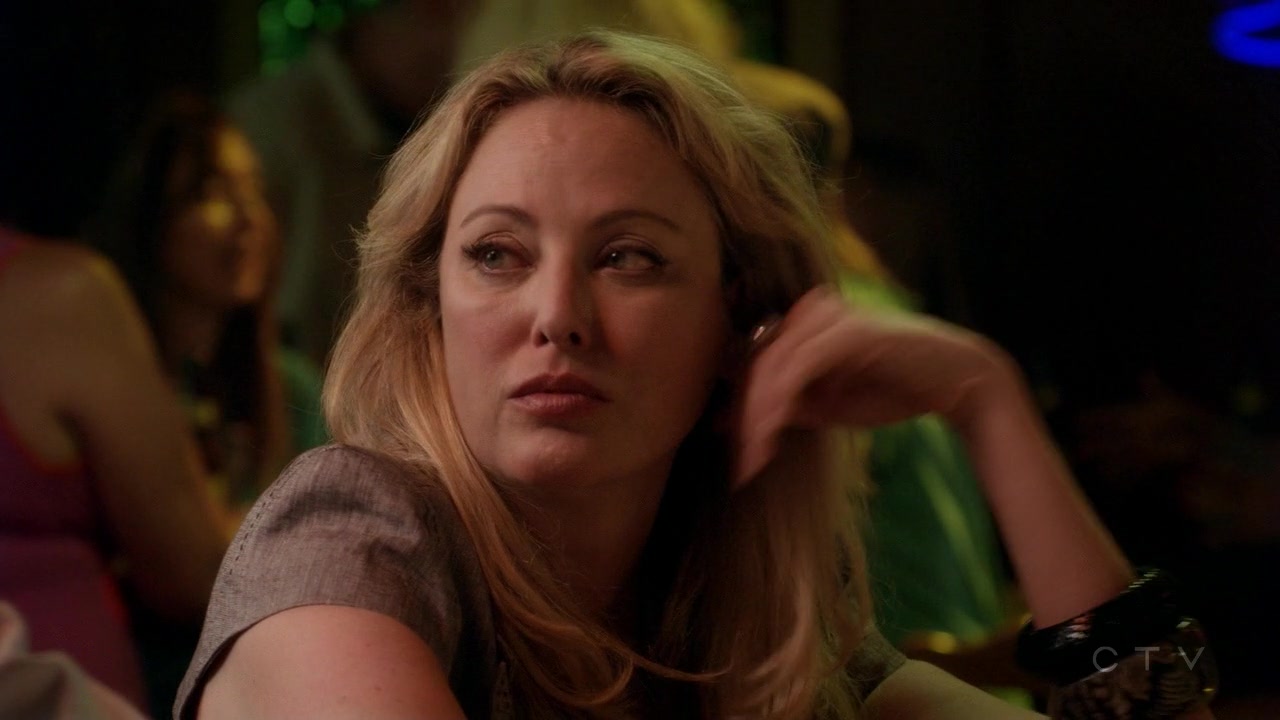 ScreenCaps_1x06-240.jpg