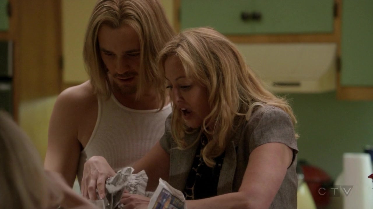 ScreenCaps_1x06-31.jpg