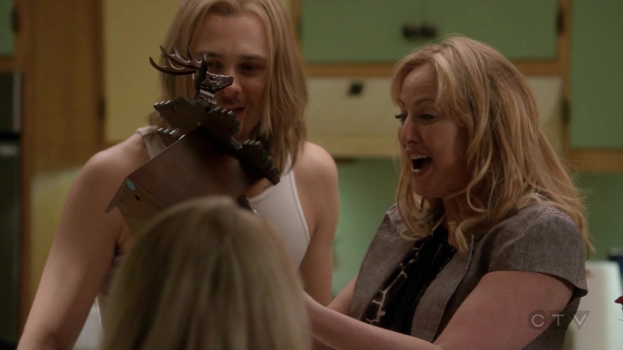 ScreenCaps_1x06-34.jpg