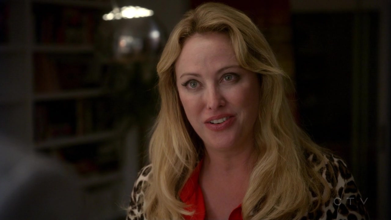 ScreenCaps_1x06-500.jpg