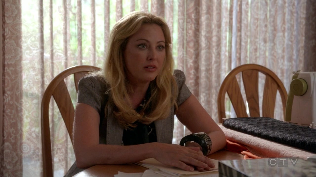 ScreenCaps_1x06-93.jpg